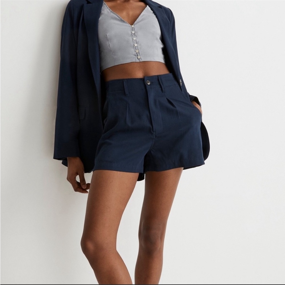 The Neale Short in Drapeweave